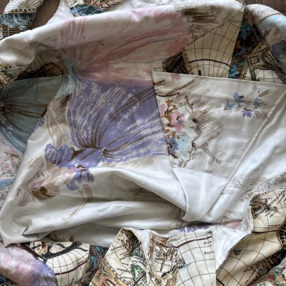 Hobo Style Shoulder Tote With Inside Pockets In A Map Print - Picture 6 of 6